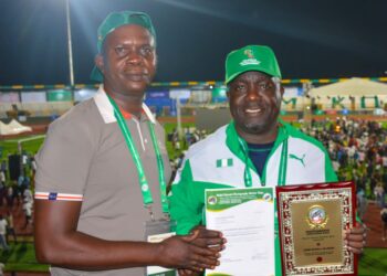 FIFA-Accredited Photojournalist Honours Hon. Bukola Olapade with Sports-Friendly Award for Outstanding Contributions to Sports Development